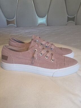 Blowfish Pink Corduroy Sneakers NWOT Size 7.5